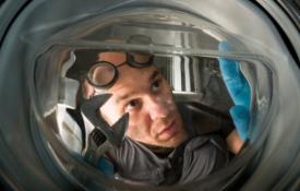 Melawan kotoran: cara membersihkan mesin cuci otomatis di rumah